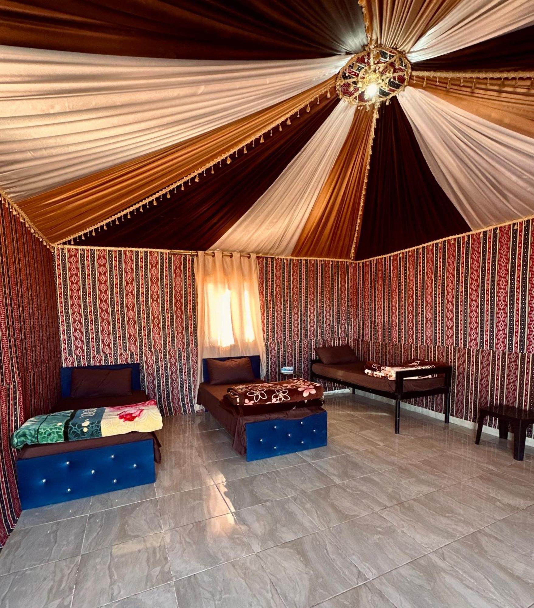 Salameh'S Bedouin Camp Hotell Wadi Rum Eksteriør bilde